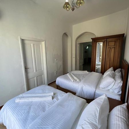 Charming Studio With Italian Architectural Style Il Il Cairo Esterno foto