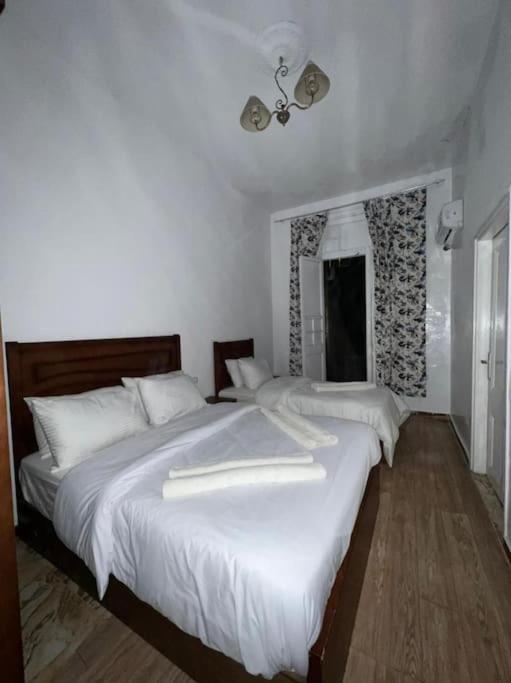 Charming Studio With Italian Architectural Style Il Il Cairo Esterno foto