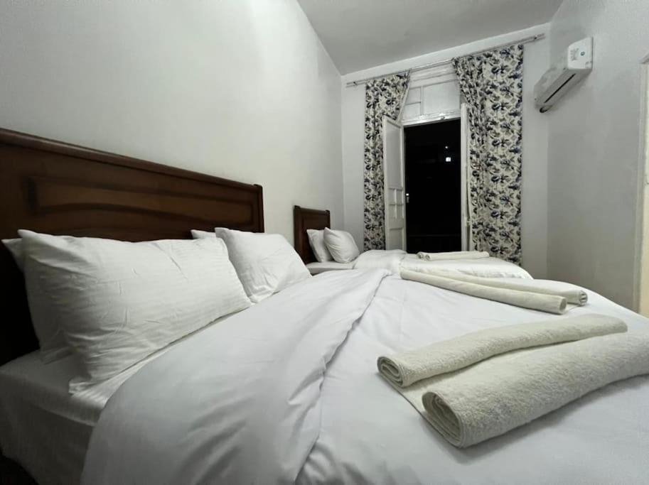 Charming Studio With Italian Architectural Style Il Il Cairo Esterno foto